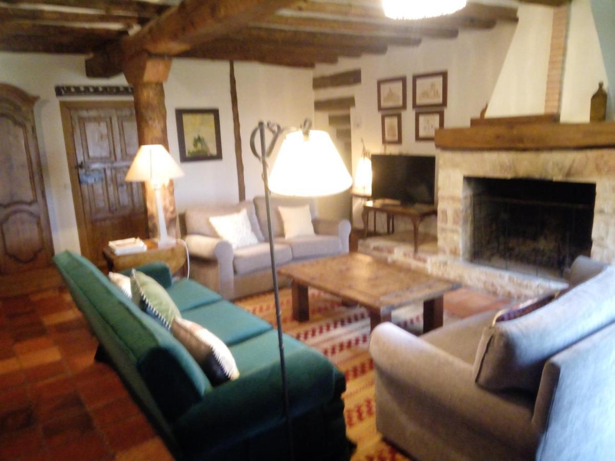 La Casa Del Herrero Requijada Eksteriør bilde