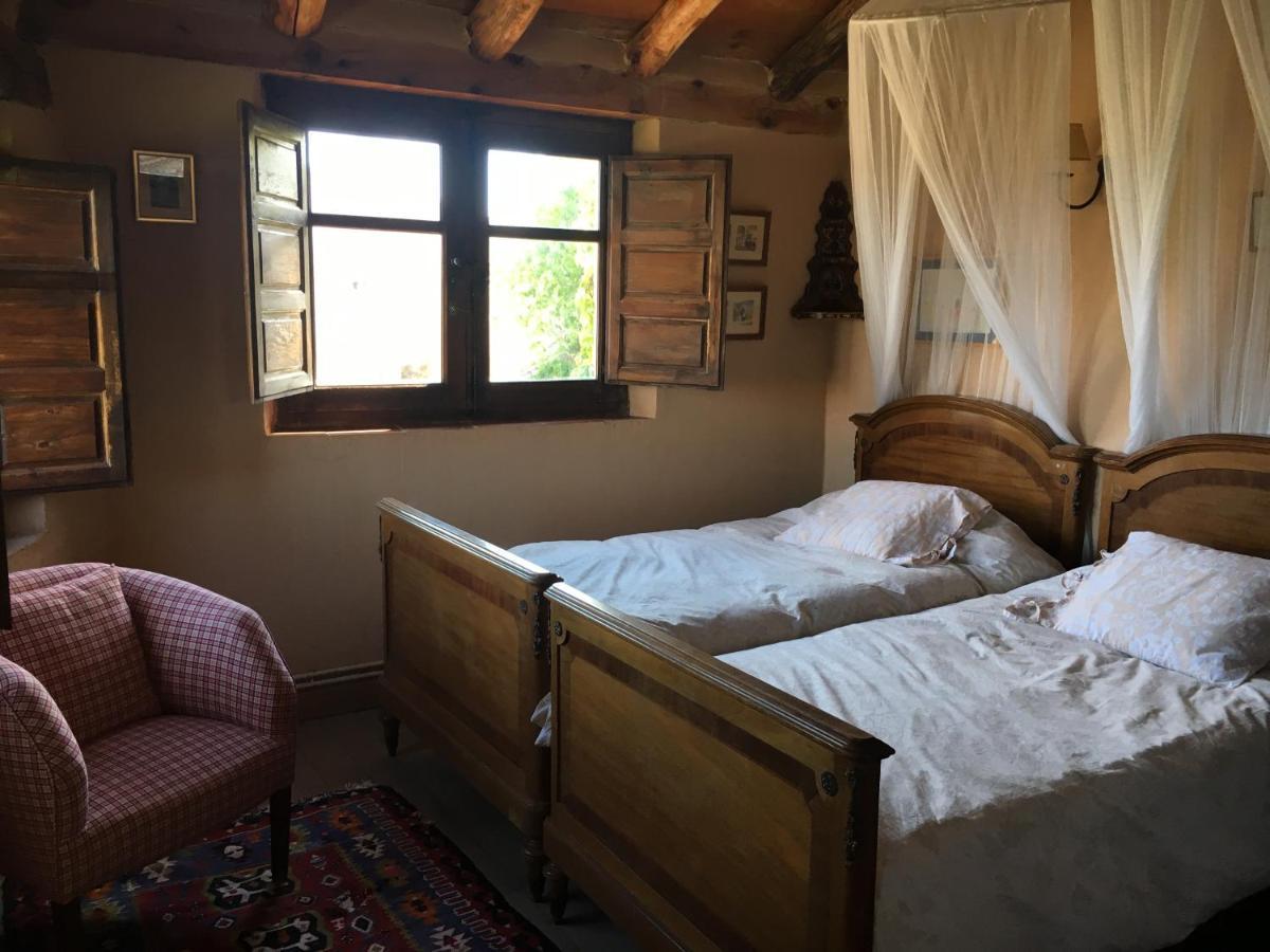 La Casa Del Herrero Requijada Eksteriør bilde